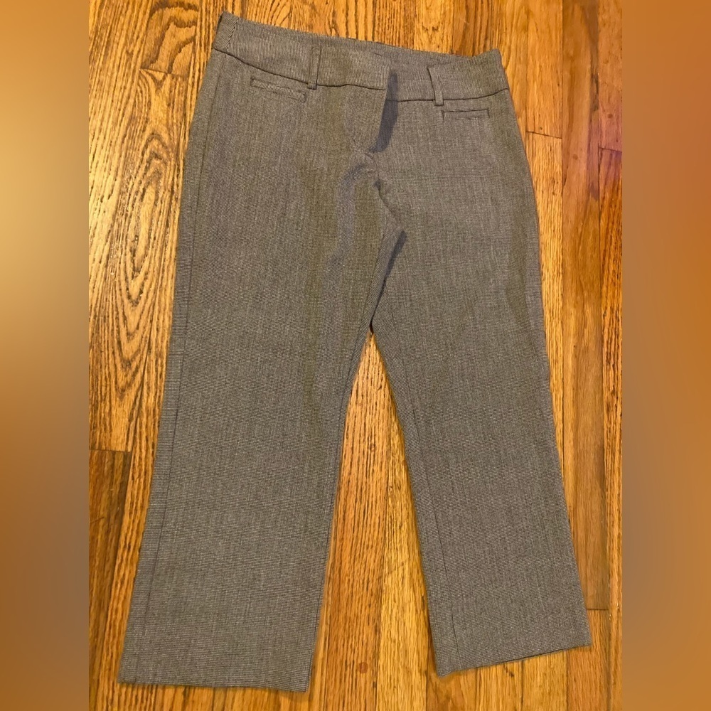 3/$50 Express Design Studio Size 6 Tweed Y2k Capri Pants